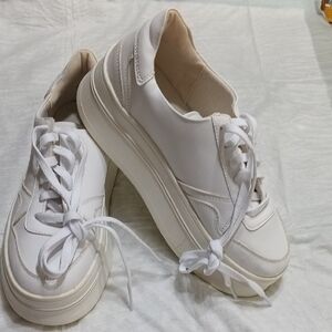Women's Forever 21 White platform Sneakers